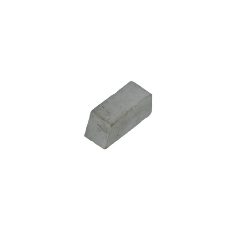 Płytki lutowane z węglika spiekanego 16x6,5x6,5 mm. Płytki lutowane z węglika spiekanego 16x6,5x6,5 mm.