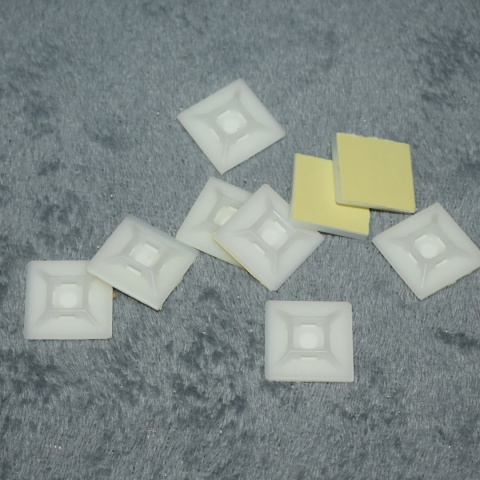 Element mocujący samoprzylepny do opasek kablowych 27,7x27,7 mm. NEUTRAL Element mocujący samoprzylepny do opasek kablowych 27,7x27,7 mm. NEUTRAL
