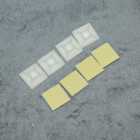Element mocujący samoprzylepny do opasek kablowych 27,7x27,7 mm. NEUTRAL Element mocujący samoprzylepny do opasek kablowych 27,7x27,7 mm. NEUTRAL