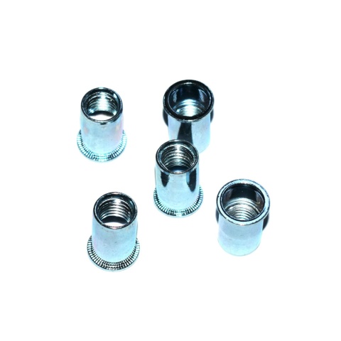 Nitonakrętka walcowa stalowa M10x17,5 mm. 20 szt. Zakres mocowania 1-3,5 mm Nitonakrętka walcowa stalowa M10x17,5 mm. 20 szt. Zakres mocowania 1-3,5 mm