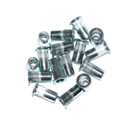 Nitonakrętka walcowa stalowa M4x10 mm. 20 szt. Zakres mocowania 0,5-2 mm.