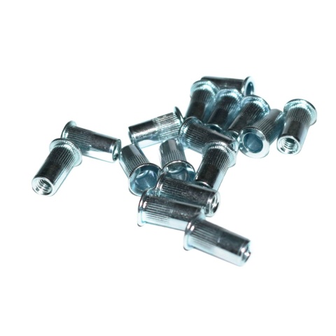 Nitonakrętka walcowa stalowa M4x10 mm. 20 szt. Zakres mocowania 0,5-2 mm. Nitonakrętka walcowa stalowa M4x10 mm. 20 szt. Zakres mocowania 0,5-2 mm.