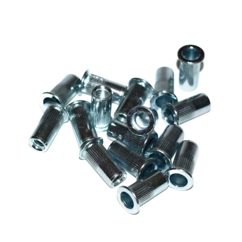 Nitonakrętka walcowa stalowa M4x10 mm. 20 szt. Zakres mocowania 0,5-2 mm. Nitonakrętka walcowa stalowa M4x10 mm. 20 szt. Zakres mocowania 0,5-2 mm.
