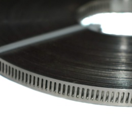 Taśma montażowa nierdzewna 25 m. rolka do opasek ślimakowych, do zacisków.